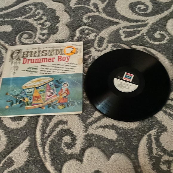 Christmas drummer boy Don Janse and his 60 voice children chorus Record. - Picture 9 of 13